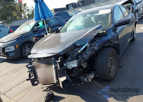 2018 Honda Civic Lx z USA, uszkodzony, nr VIN 2HGFC2F52JH610528